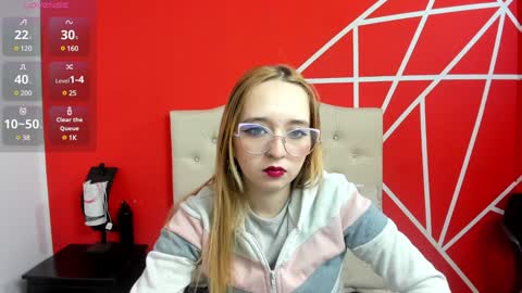 Snapshot of liaroberts1 chatting on 14, 1, 2025 Lia Roberts online show from 14, 1, 2025