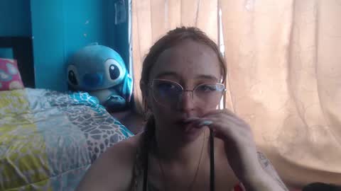 Snapshot of liaroberts1 chatting on 27, 1, 2025 Lia Roberts online show from 27, 1, 2025
