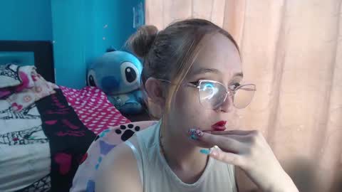 Snapshot of liaroberts1 chatting on 10, 2, 2025 Lia Roberts online show from 10, 2, 2025