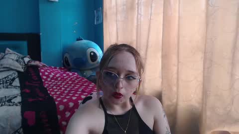 Snapshot of liaroberts1 chatting on 11, 2, 2025 Lia Roberts online show from 11, 2, 2025