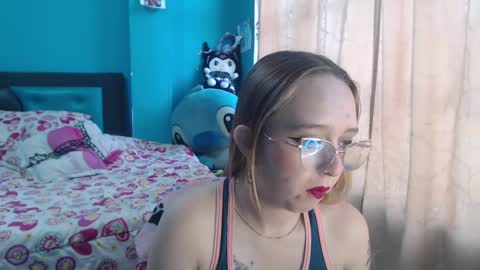 Snapshot of liaroberts1 chatting on 8, 3, 2025 Lia Roberts online show from 8, 3, 2025