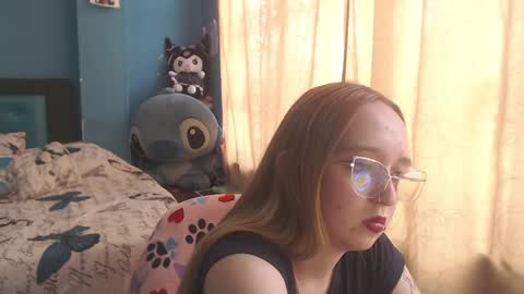 Snapshot of liaroberts1 chatting on 10, 3, 2025 Lia Roberts online show from 10, 3, 2025