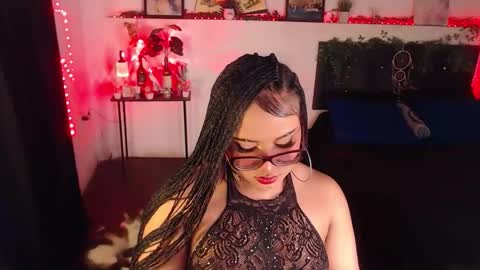 Snapshot of liascarlett chatting on 15, 12, 2025 LiaScarlett online show from 15, 12, 2025