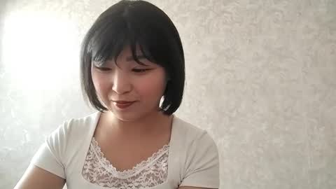 Snapshot of libbiepostlethwaite chatting on 3, 6, 2026 Molly online show from 3, 6, 2026