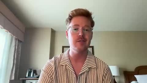 Snapshot of librason2020 chatting on 27, 5, 2026 Librason2020 online show from 27, 5, 2026
