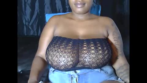 lickabletash98 online show from 1, 1, 2025
