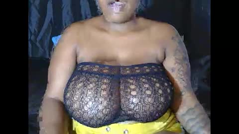 lickabletash98 online show from 8, 1, 2025