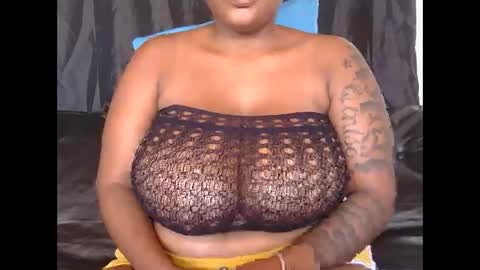 lickabletash98 online show from 9, 1, 2025