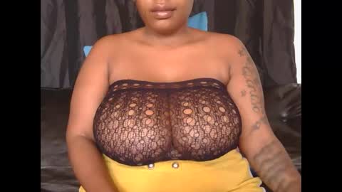 lickabletash98 online show from 12, 1, 2025