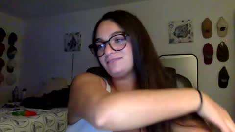Snapshot of lickit19375 chatting on 19, 6, 2026 lickit19375 online show from 19, 6, 2026