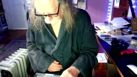 Snapshot of lickyouryoni chatting on 2, 10, 2025 LickYourYoni online show from 2, 10, 2025