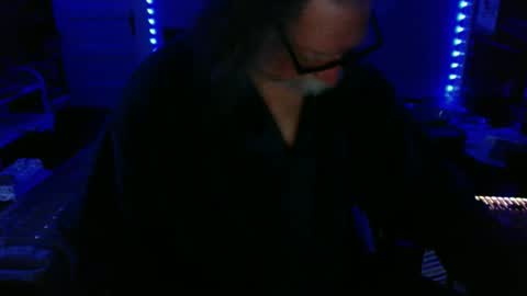 Snapshot of lickyouryoni chatting on 2, 4, 2026 LickYourYoni online show from 2, 4, 2026