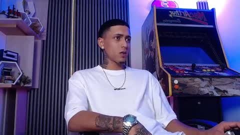 Daniel online show from 4, 3, 2025