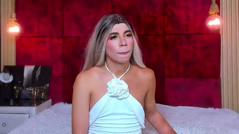 liiacollins online show from 15, 10, 2025