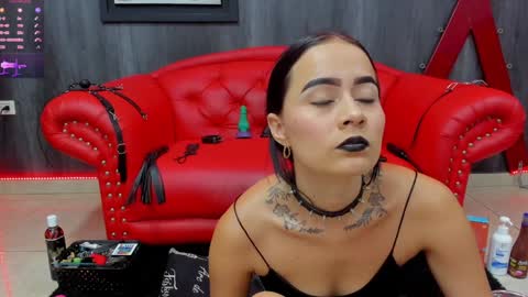 Snapshot of liittledollyx chatting on 14, 1, 2025 Nini - online show from 14, 1, 2025