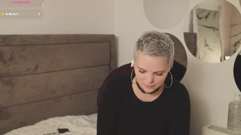 likaaberry online show from 28, 9, 2025