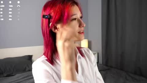 Snapshot of likalens chatting on 19, 11, 2025 Emi online show from 19, 11, 2025