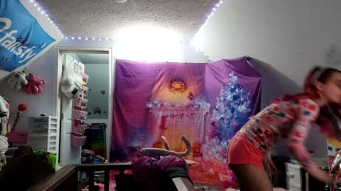 Snapshot of likemyashe chatting on 18, 12, 2024 LikeMyAshe online show from 18, 12, 2024