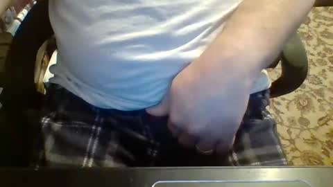 Snapshot of likestobewatchedm chatting on 1, 1, 2025 N online show from 1, 1, 2025