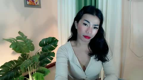 Snapshot of likliklicklengleng chatting on 10, 3, 2025 Leng online show from 10, 3, 2025