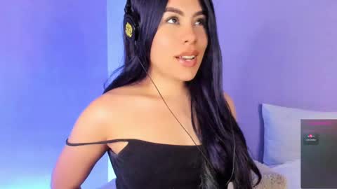 Lola online show from 26, 1, 2025