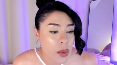 Lola online show from 11, 4, 2026