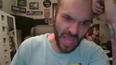 Snapshot of lil_tea_break_6996 chatting on 16, 2, 2025 t online show from 16, 2, 2025