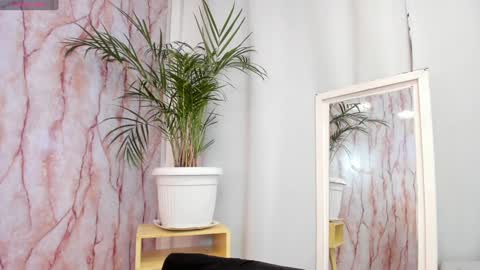 Lila online show from 6, 2, 2025