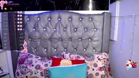   online show from 13, 1, 2025