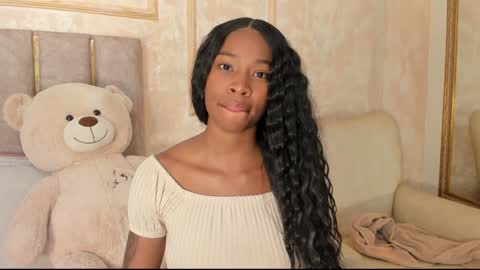 Snapshot of lilabeily chatting on 7, 2, 2025 lila bailey online show from 7, 2, 2025