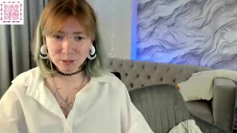 Snapshot of lilac_muse chatting on 18, 6, 2026 Lili online show from 18, 6, 2026