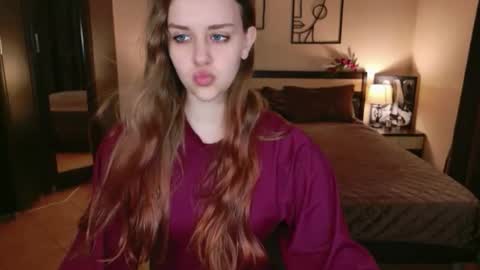 Snapshot of lilasparkling chatting on 19, 5, 2026 LilaSparkling online show from 19, 5, 2026