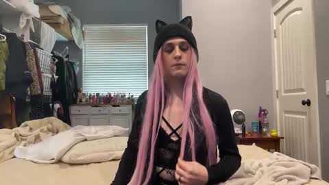 Kristin online show from 17, 11, 2025