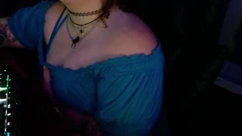 Snapshot of lilbunbabyviolet chatting on 9, 6, 2026 violet online show from 9, 6, 2026