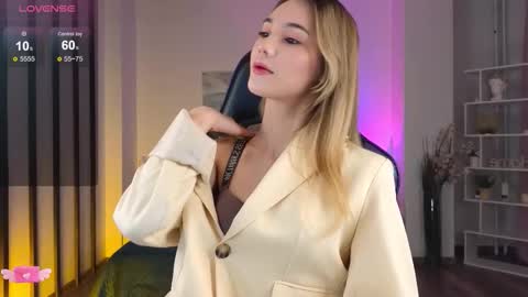 Hi im Yuki online show from 27, 11, 2025