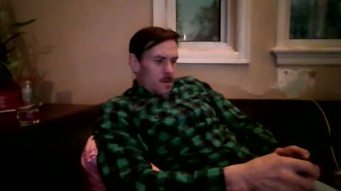 Snapshot of lildeer1980 chatting on 19, 12, 2025 lildeer1980 online show from 19, 12, 2025