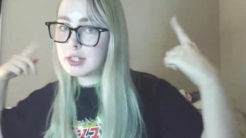 Snapshot of lilemmy1999 chatting on 25, 11, 2025 emily ryanson online show from 25, 11, 2025