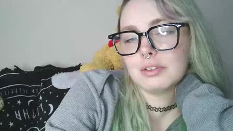 Snapshot of lilemmy1999 chatting on 27, 11, 2025 emily ryanson online show from 27, 11, 2025