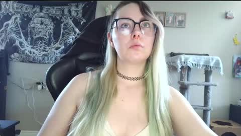 Snapshot of lilemmy1999 chatting on 22, 4, 2026 emily ryanson online show from 22, 4, 2026