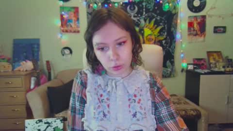 Snapshot of lileyfoxxx chatting on 7, 1, 2025 Lil online show from 7, 1, 2025
