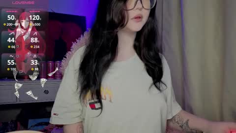 Nika and Lori online show from 29, 3, 2026