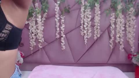 LILI CANDIES online show from 25, 9, 2025