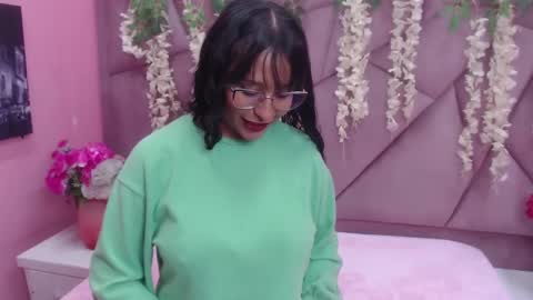 LILI CANDIES online show from 30, 9, 2025