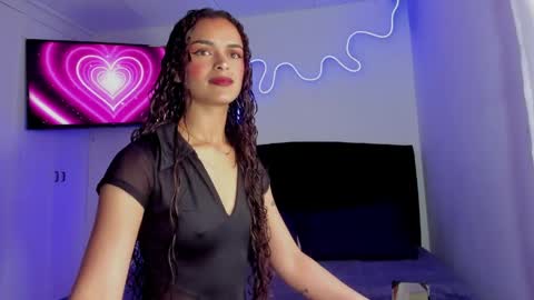 lili_evanss online show from 16, 4, 2026