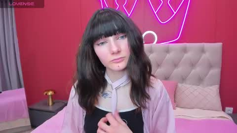 Snapshot of lili_flowerr chatting on 20, 2, 2025 Lilli follow me kiss online show from 20, 2, 2025