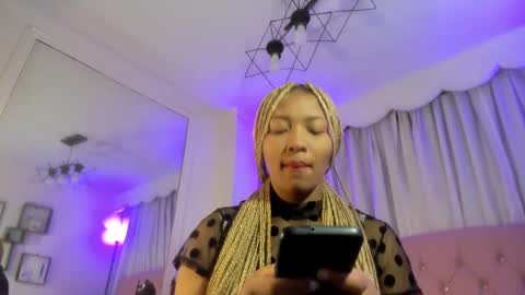 Snapshot of lili_harvey chatting on 12, 10, 2025 Lili online show from 12, 10, 2025