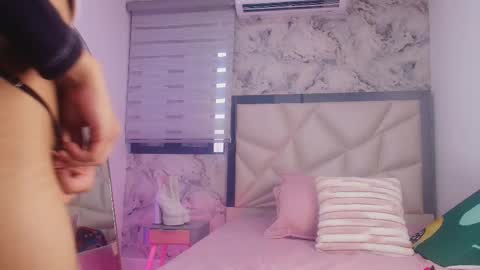 Snapshot of lili_jhonson chatting on 5, 2, 2026 Lily online show from 5, 2, 2026