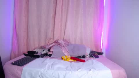 Snapshot of lili_matheus69 chatting on 12, 12, 2024 lili Matheus69 online show from 12, 12, 2024
