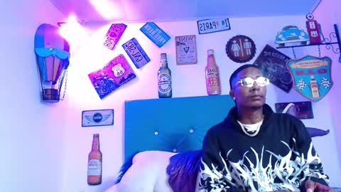 lili_roussi online show from 18, 11, 2025