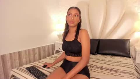 Snapshot of liliaargent chatting on 16, 6, 2026 LA online show from 16, 6, 2026